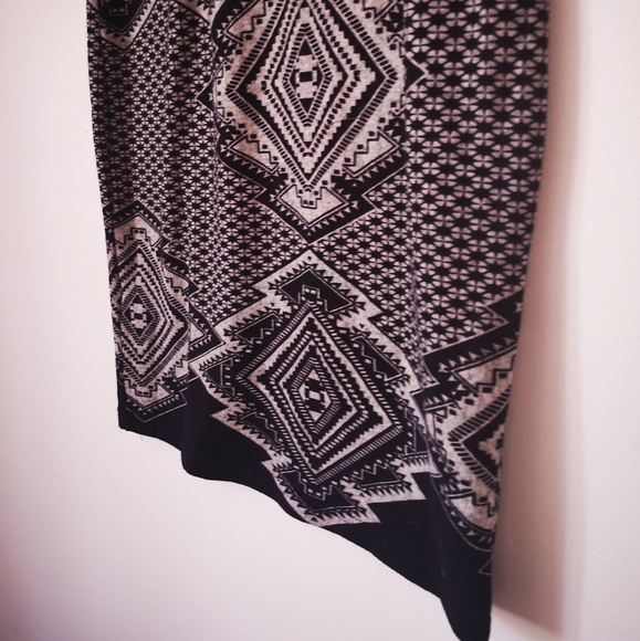 Geometric 3/4 sleeve dress - Picture 7 of 7